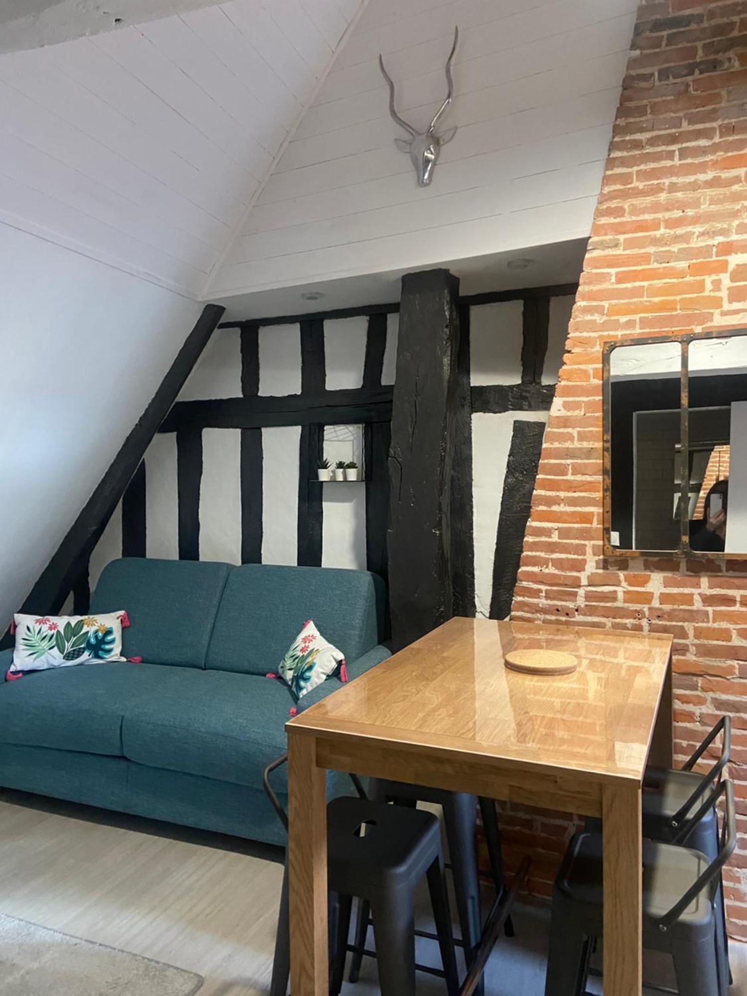 La Luciole Apartment Honfleur Bagian luar foto