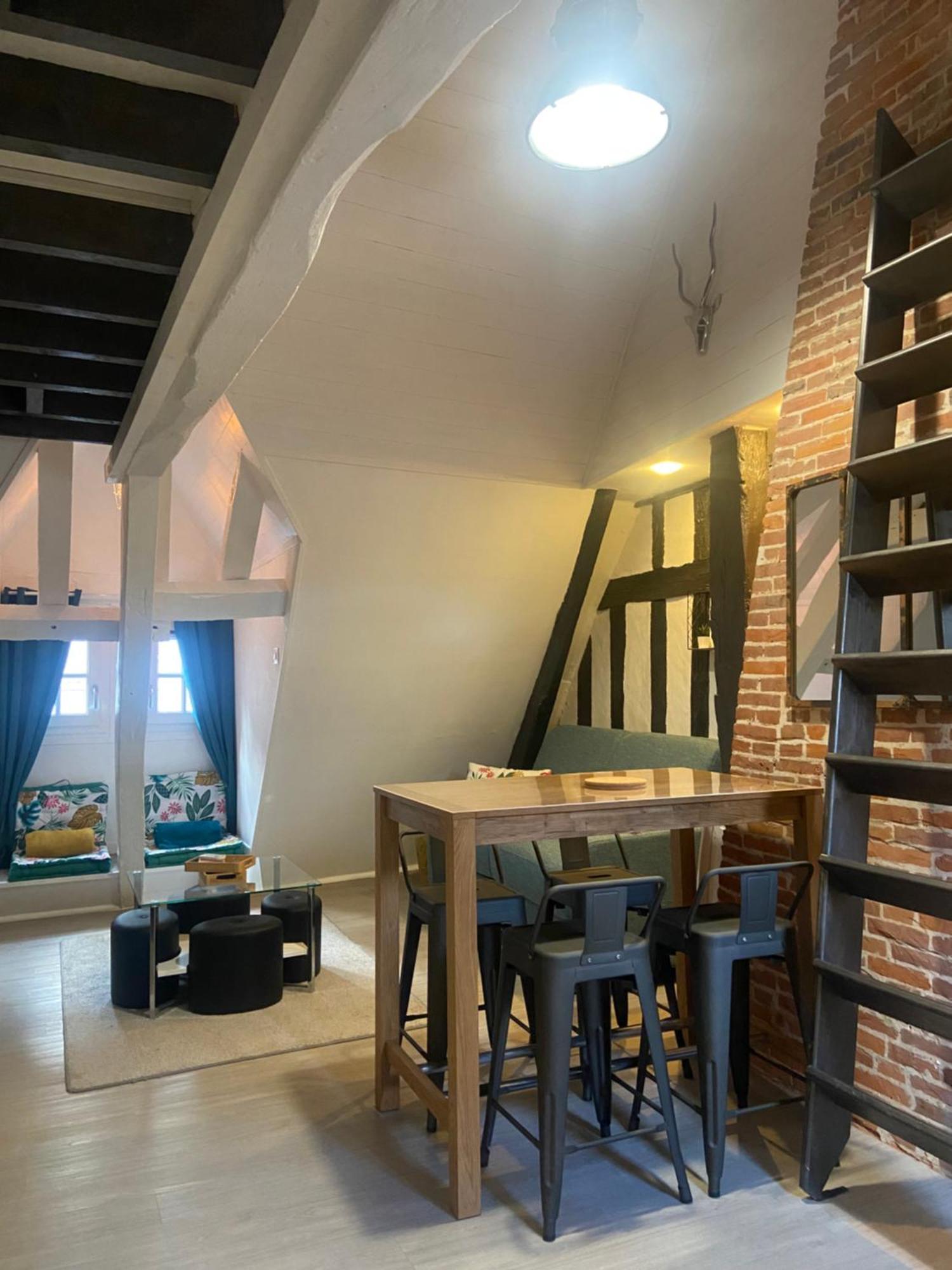 La Luciole Apartment Honfleur Bagian luar foto